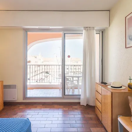 Aparthotel Pierre Et Le Port Hyeres