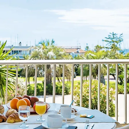 Aparthotel Pierre Et Le Port Hyeres